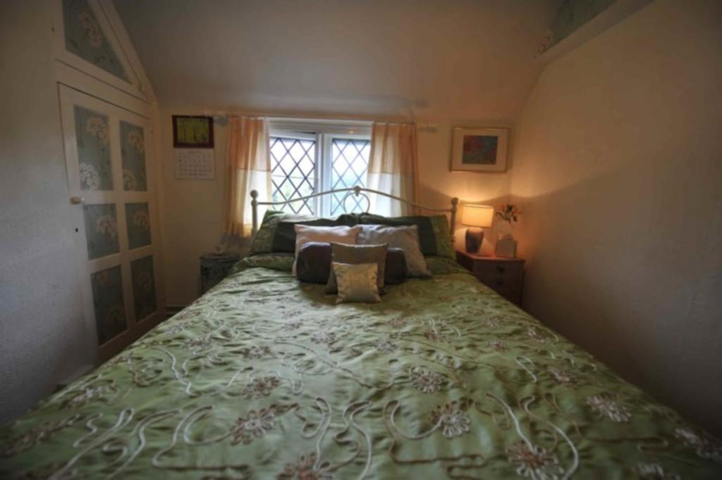 Kester House Hurst Green  Номер фото